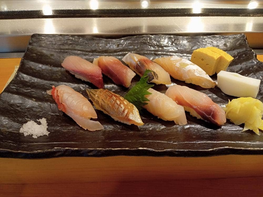 すし処 潮り