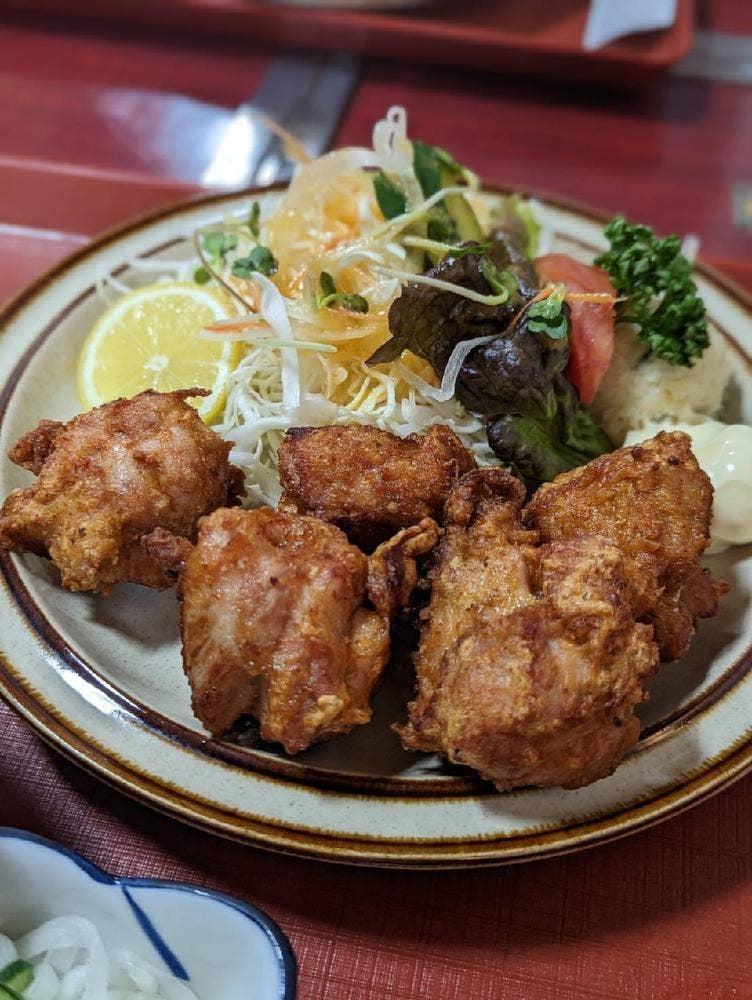 岡繁