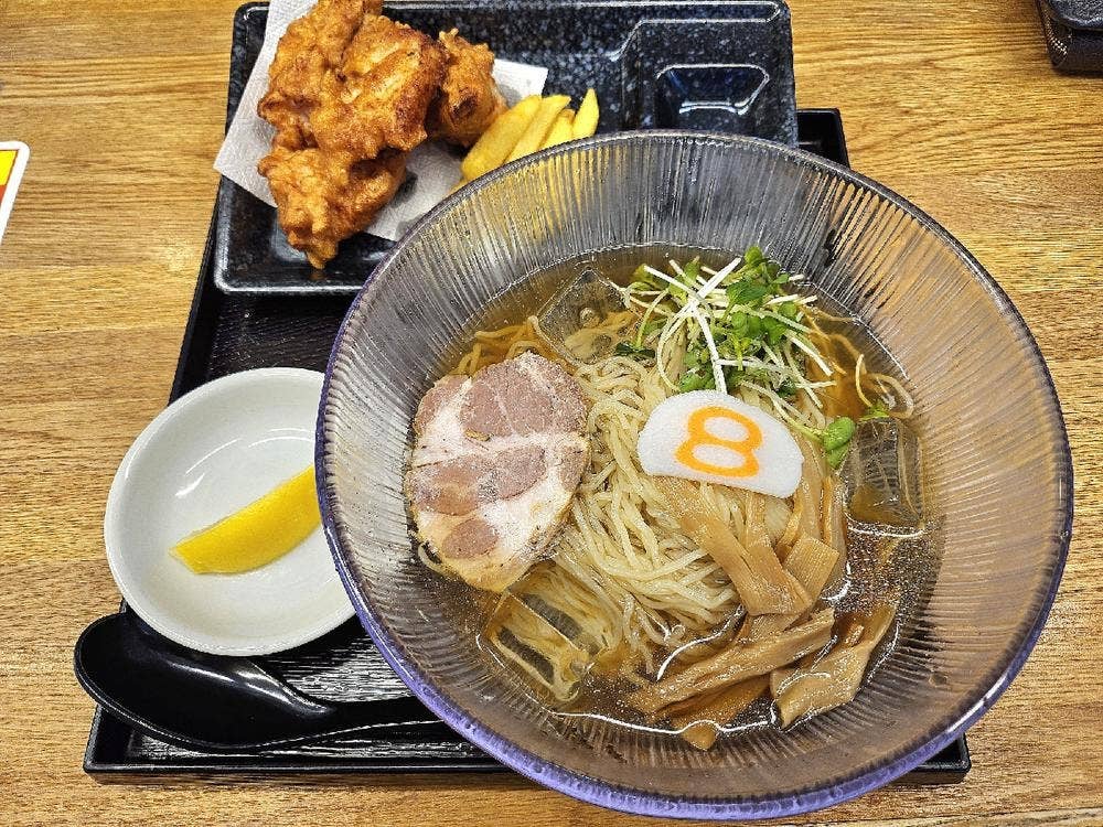 8番らーめん みなと大橋店