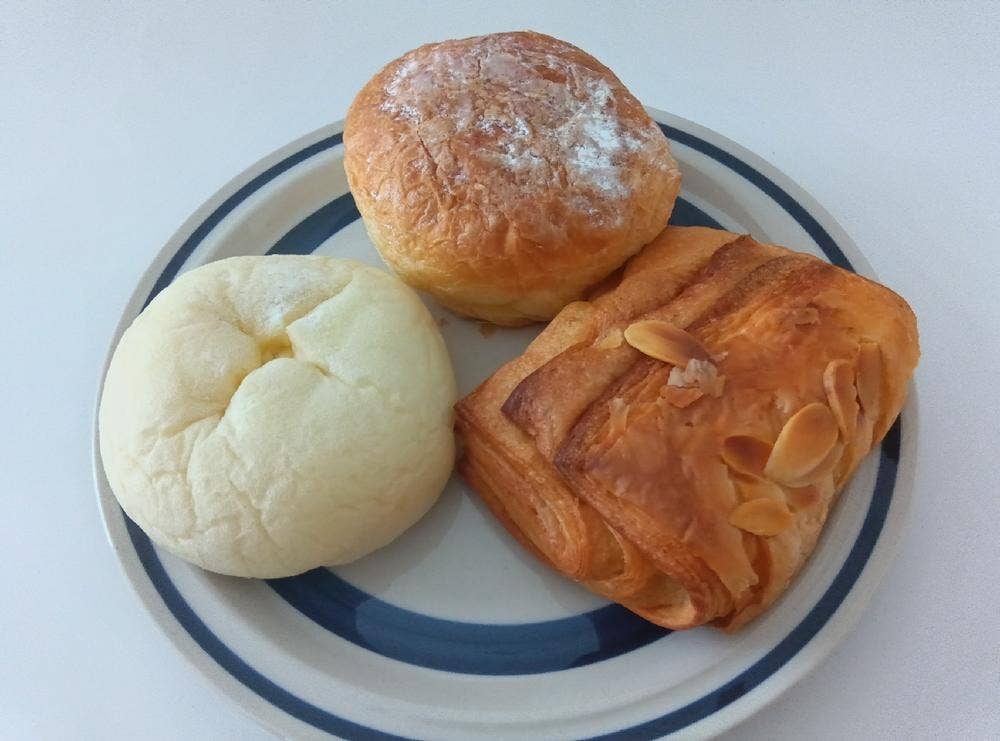 焼きたてパン LaPain