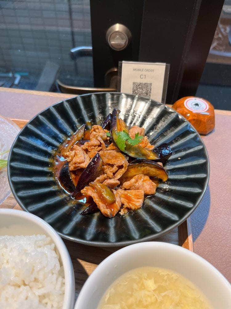 SMART中華赤坂前