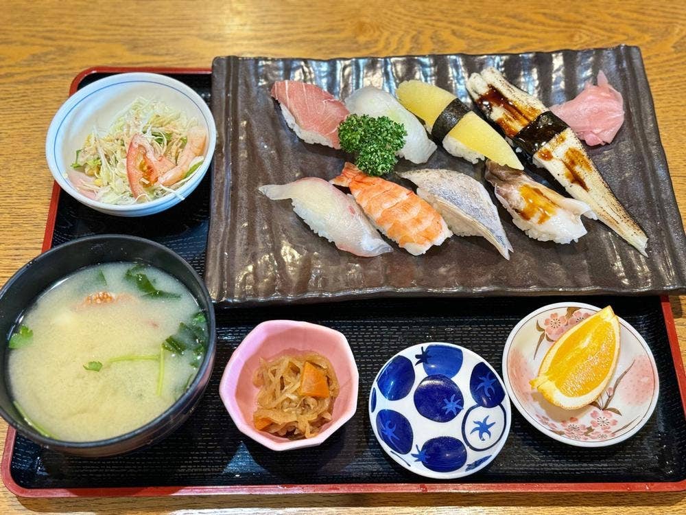 魚大将 藍住店