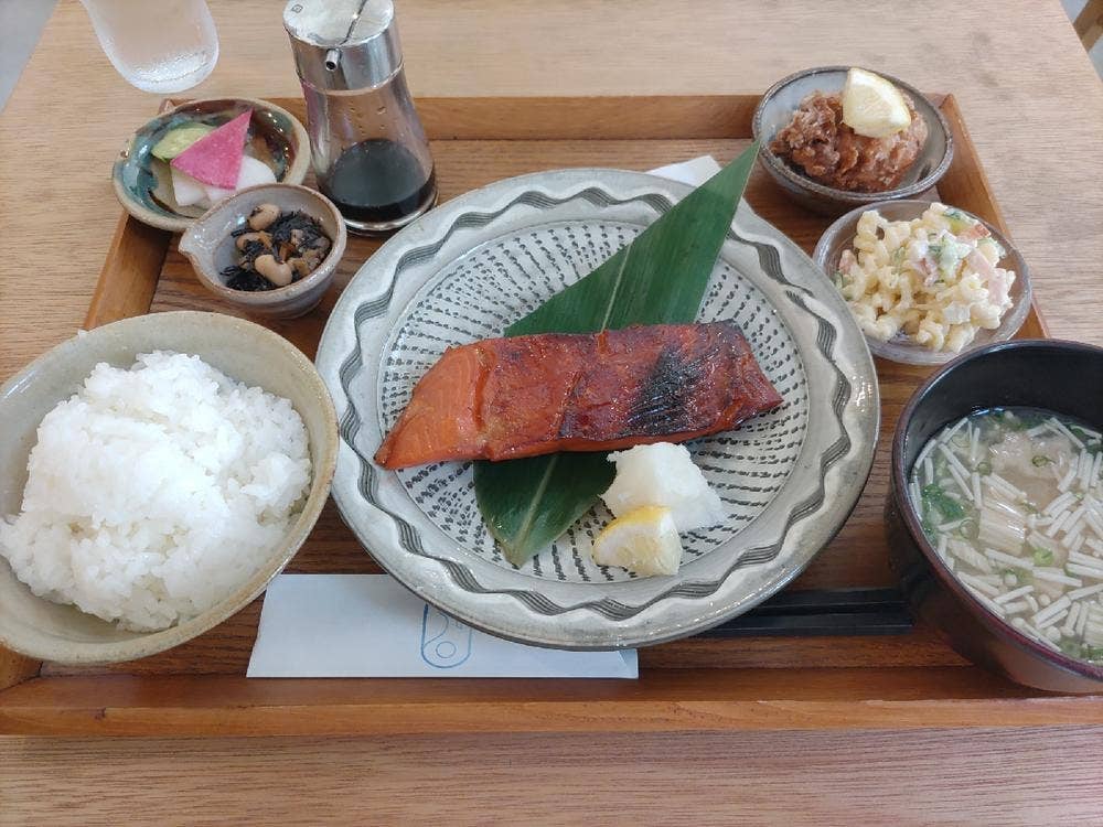 食堂 タツノオトシゴ