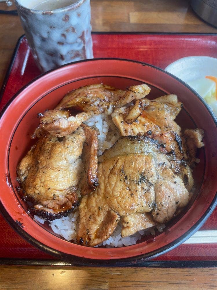 炭火焼豚丼 柏家