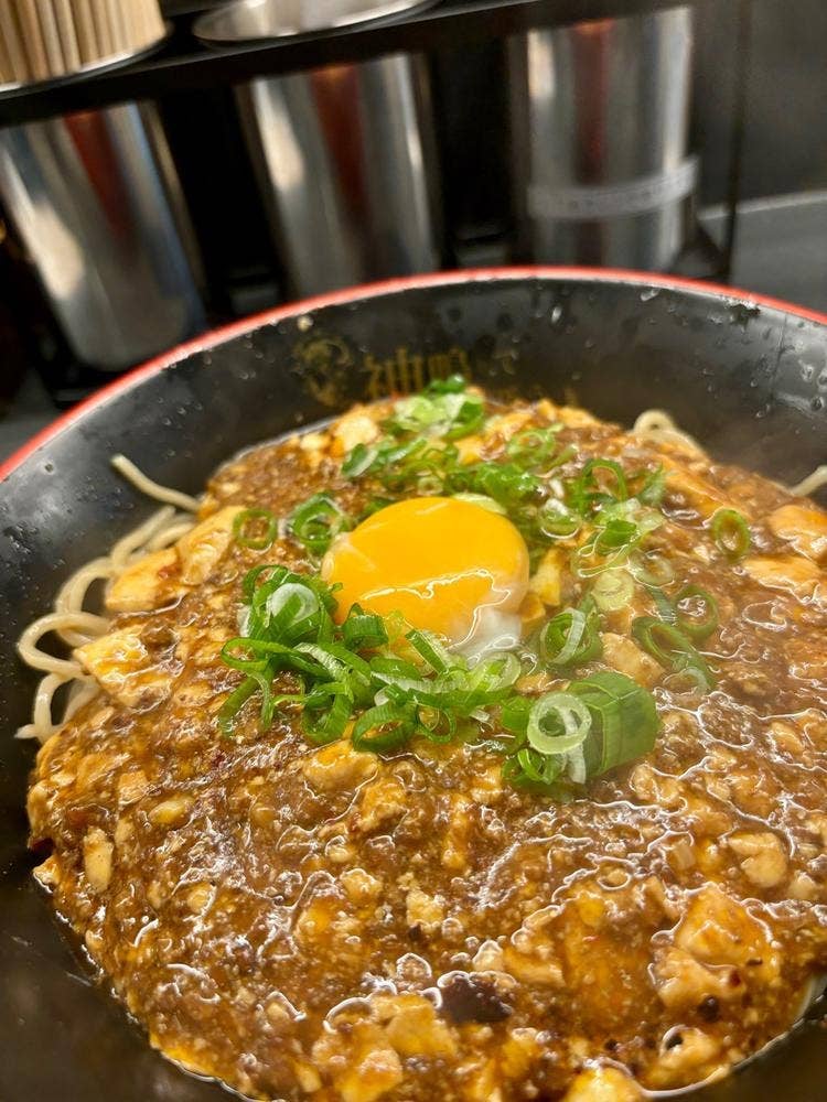 神鳴りて鸞は舞う