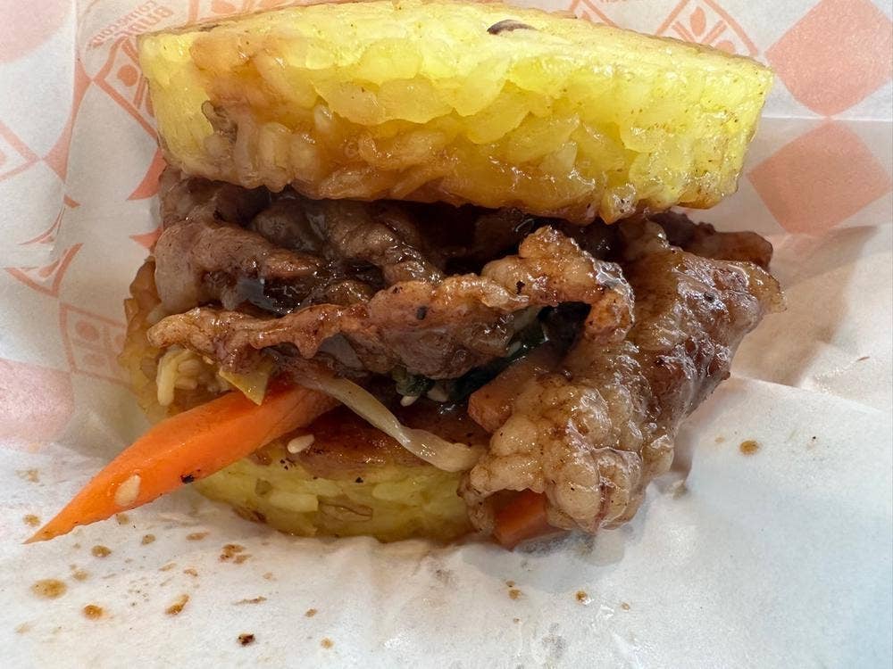 comecome BURGER 博多駅前店
