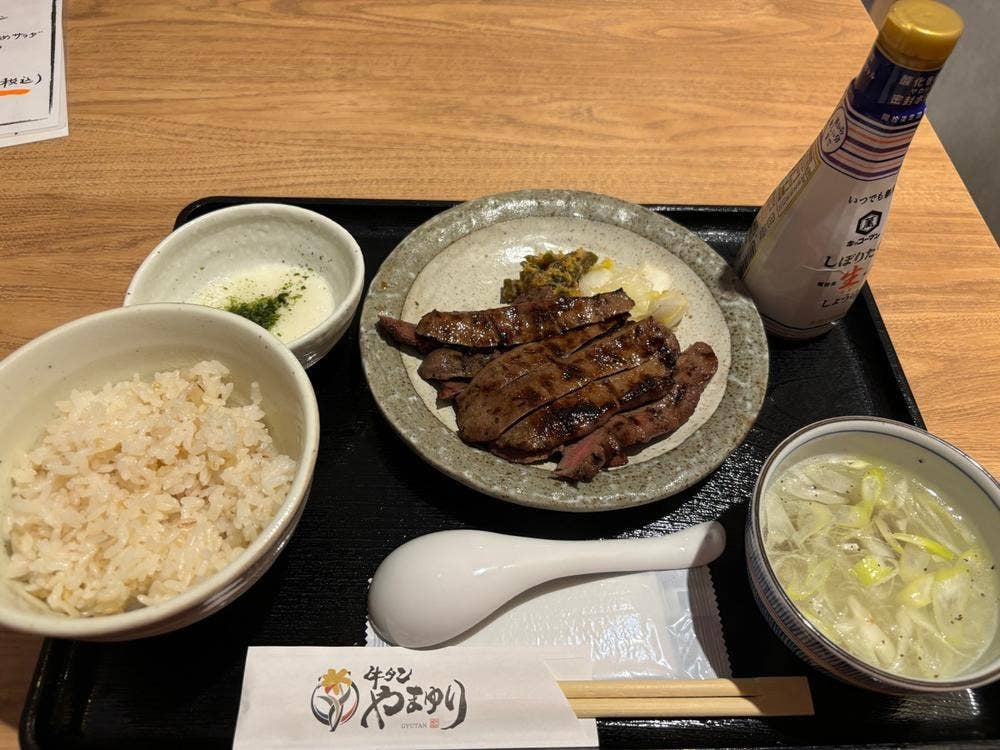 牛タンやまゆり 守谷店