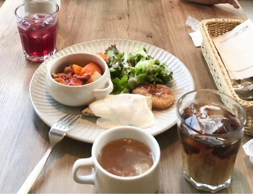 CAFÉ OASIS 中野坂上