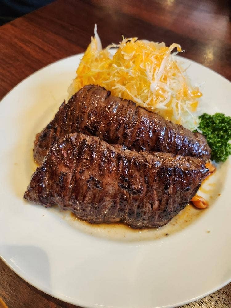 ステーキハウス ラジャ 福山三吉店