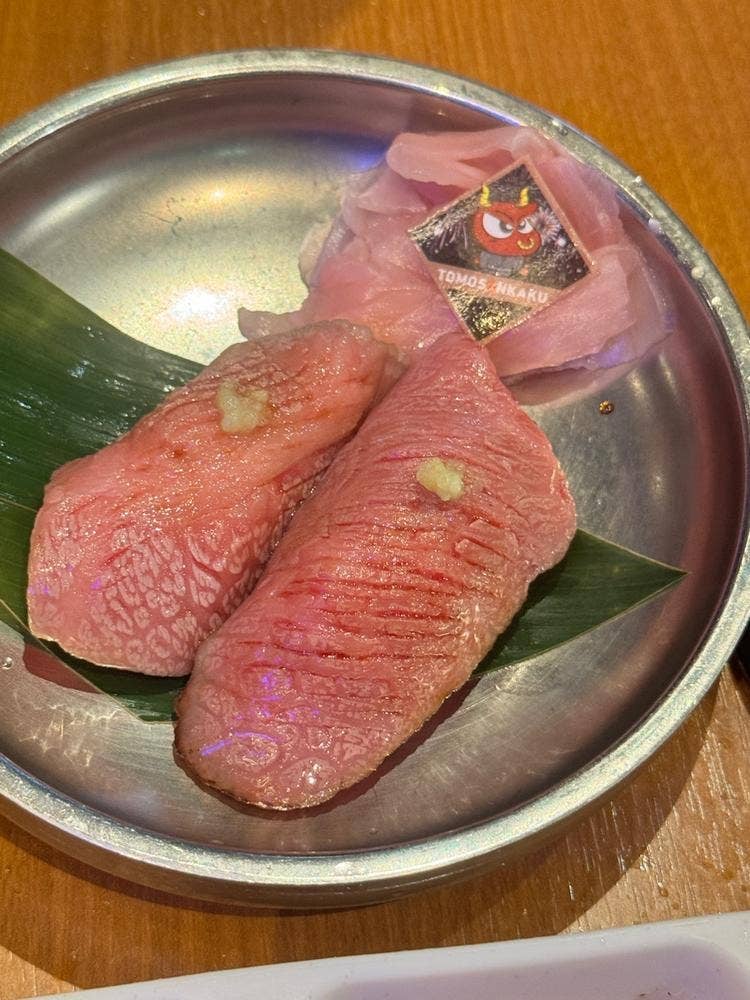 焼肉居酒屋 ともさんかく 本店別館