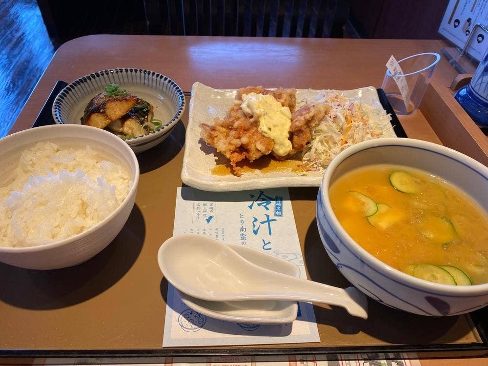 やよい軒 桜木店