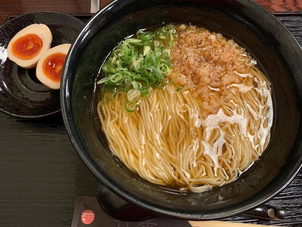 海老で鯛を釣る麺堂。神楽