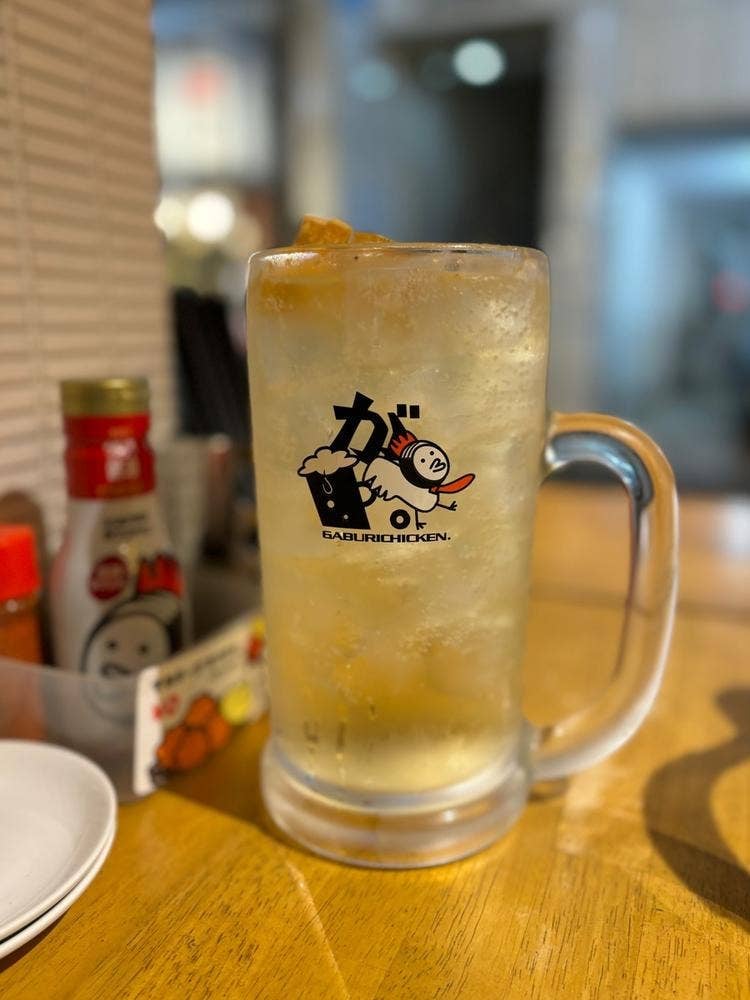 骨付鳥、からあげ、ハイボール がブリチキン。明大前店