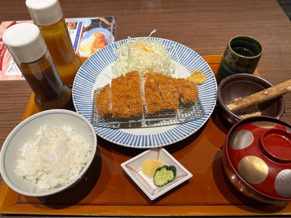 豚かつ専門 とんとん