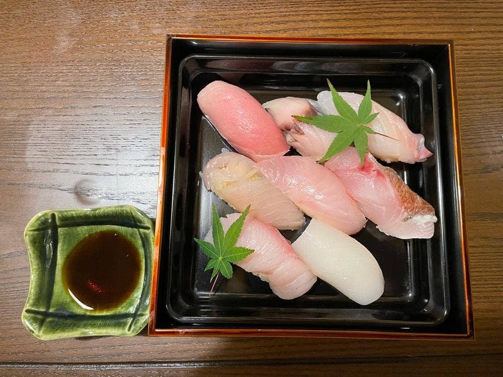 寿司割烹 みつば