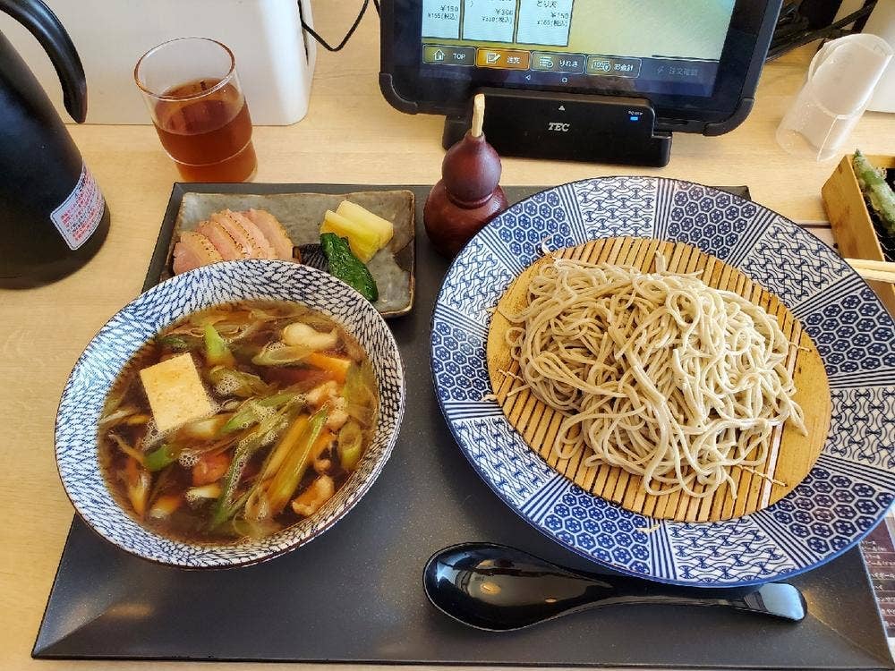 十割蕎麦と揚げたて天ぷら よし蔵