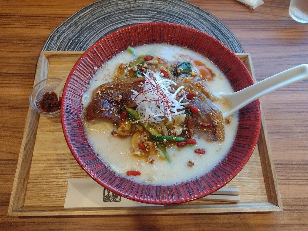 入潮食堂