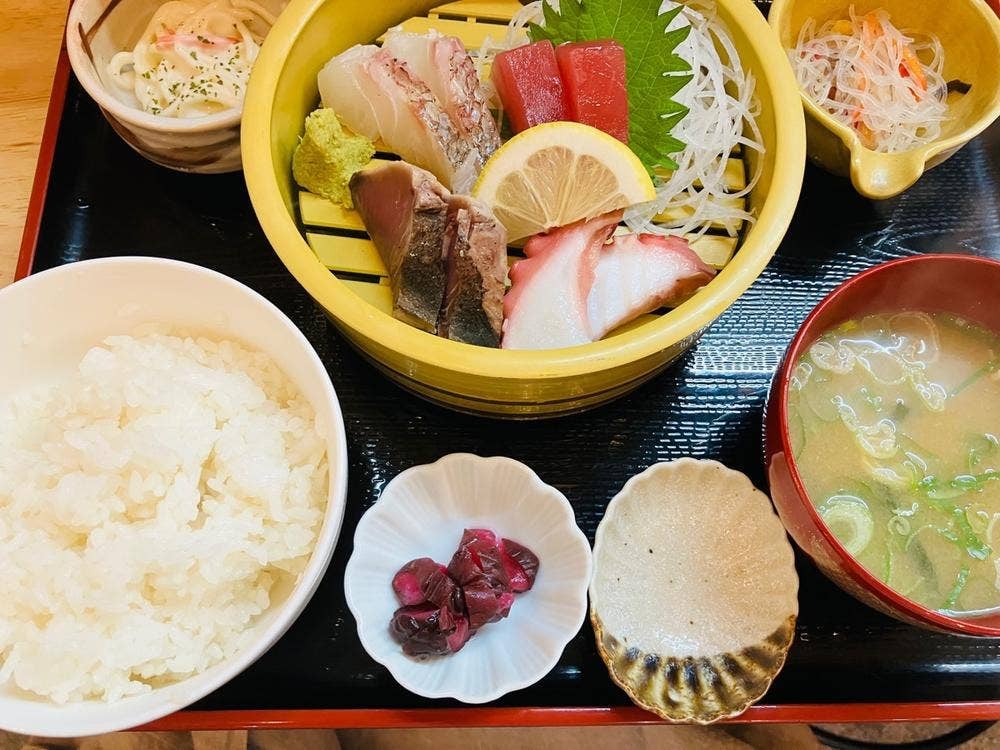 三ノ宮高架下大衆酒場 いのうえ