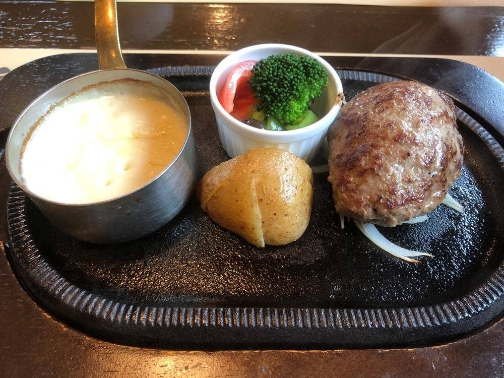 ステーキバンバン牛舎