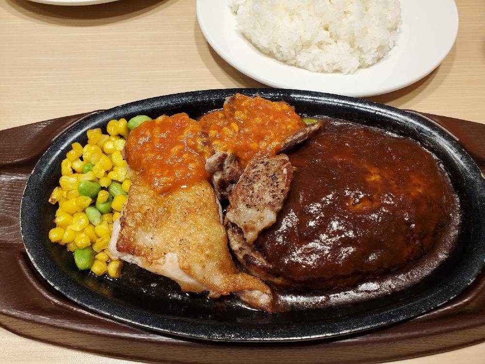 ガスト 所沢小手指店