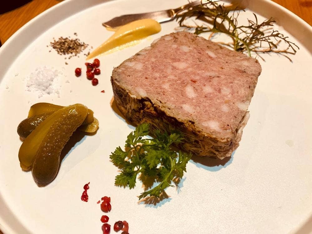 ワインと炭の音 食堂ますだ