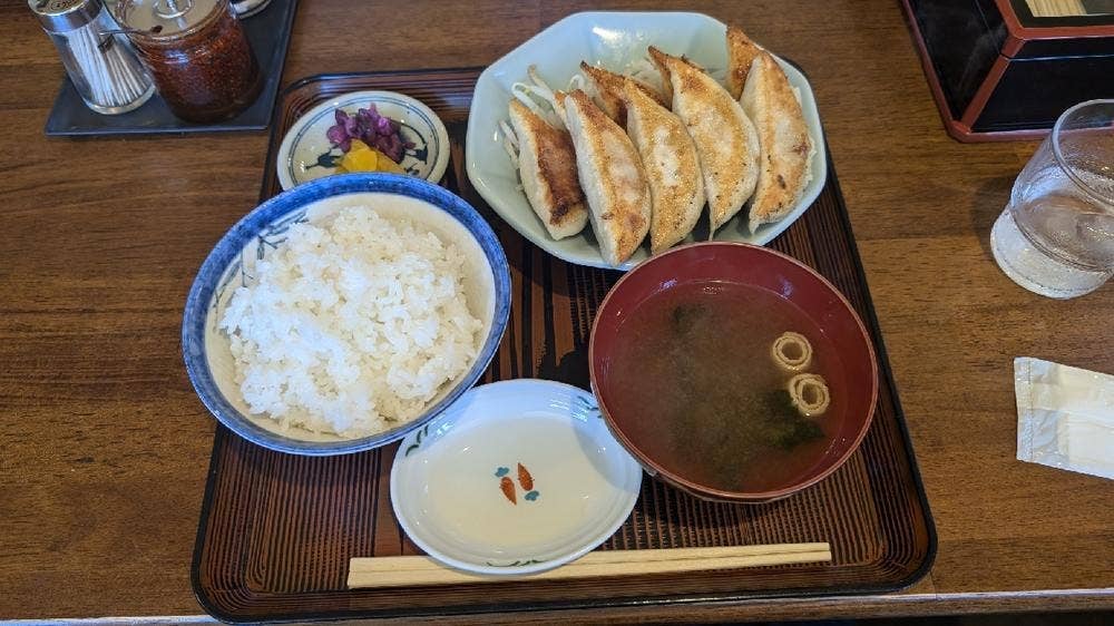 ぎょうざ七福