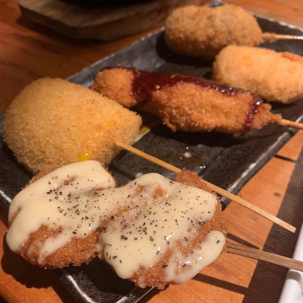 牛もつ鍋・串揚げ わ佐んぼん