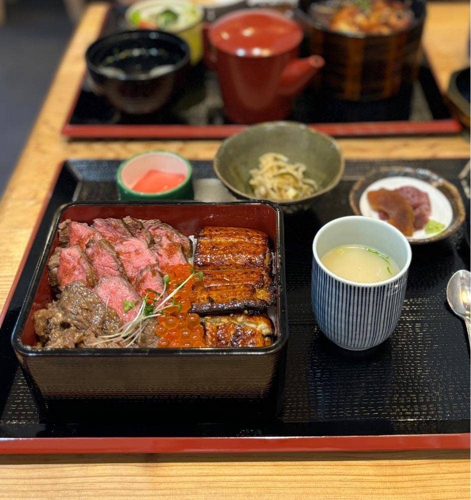 但馬牛肉まぶし・鰻かぐら 神重