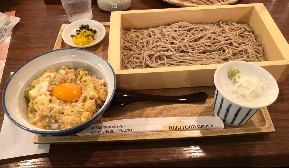 萬庵 霞が関店