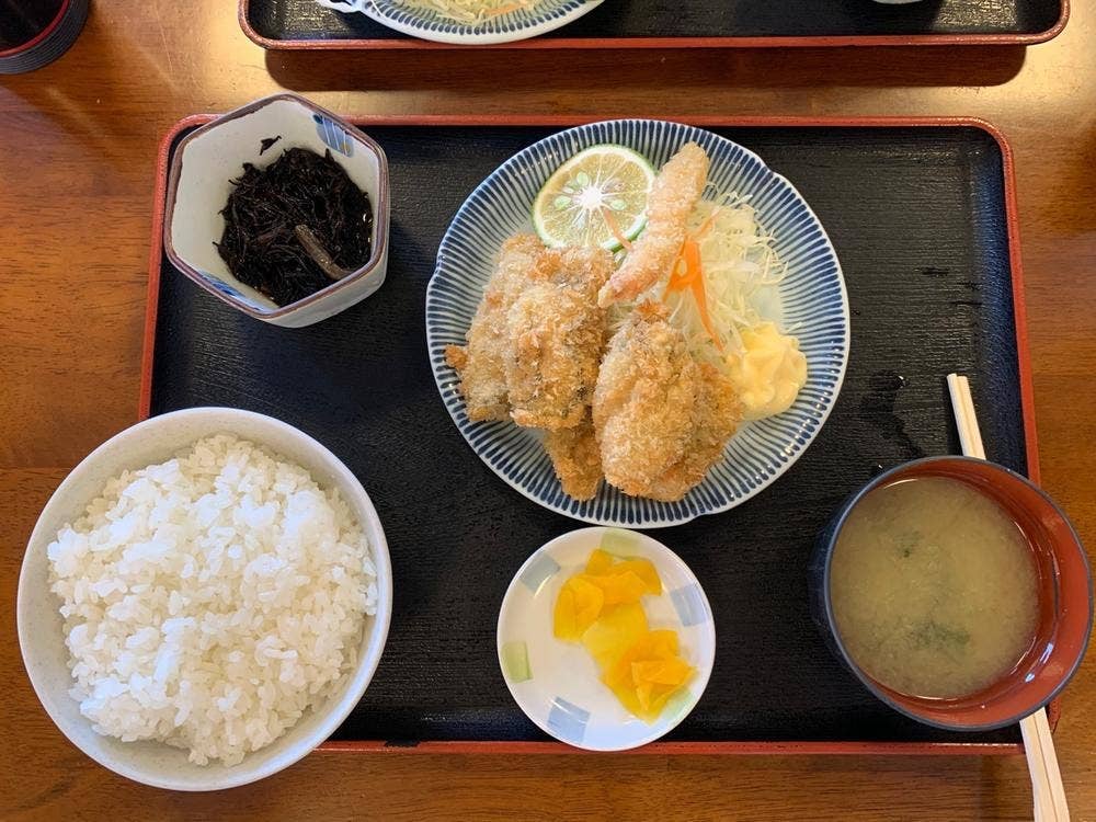 魚処 厚生食堂