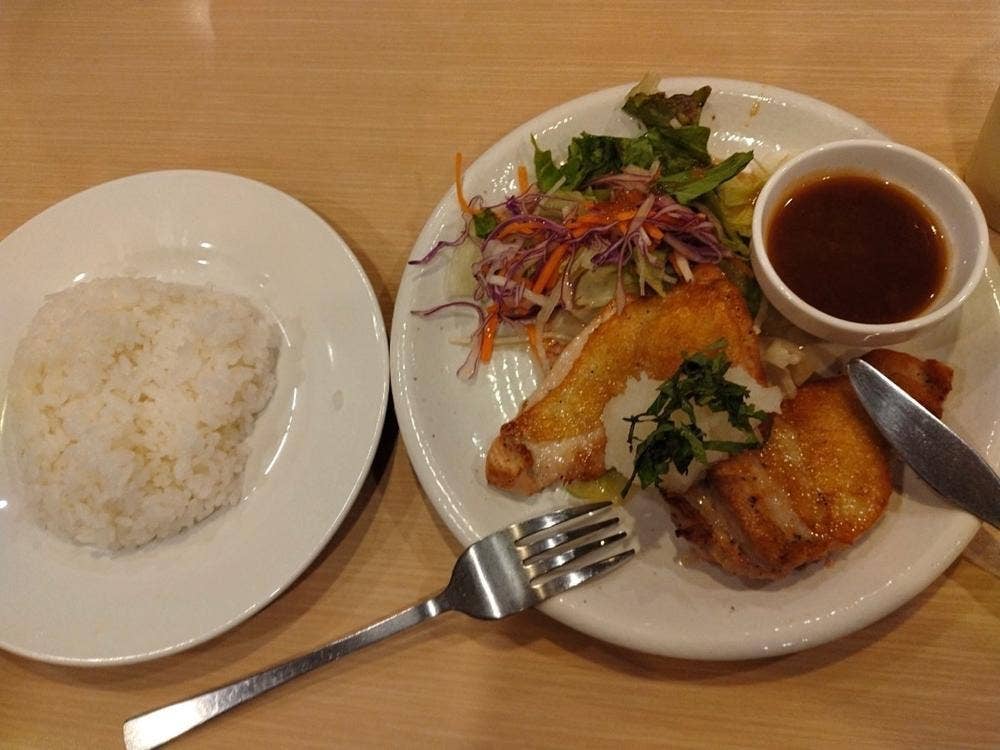 ガスト 宇部東岐波店