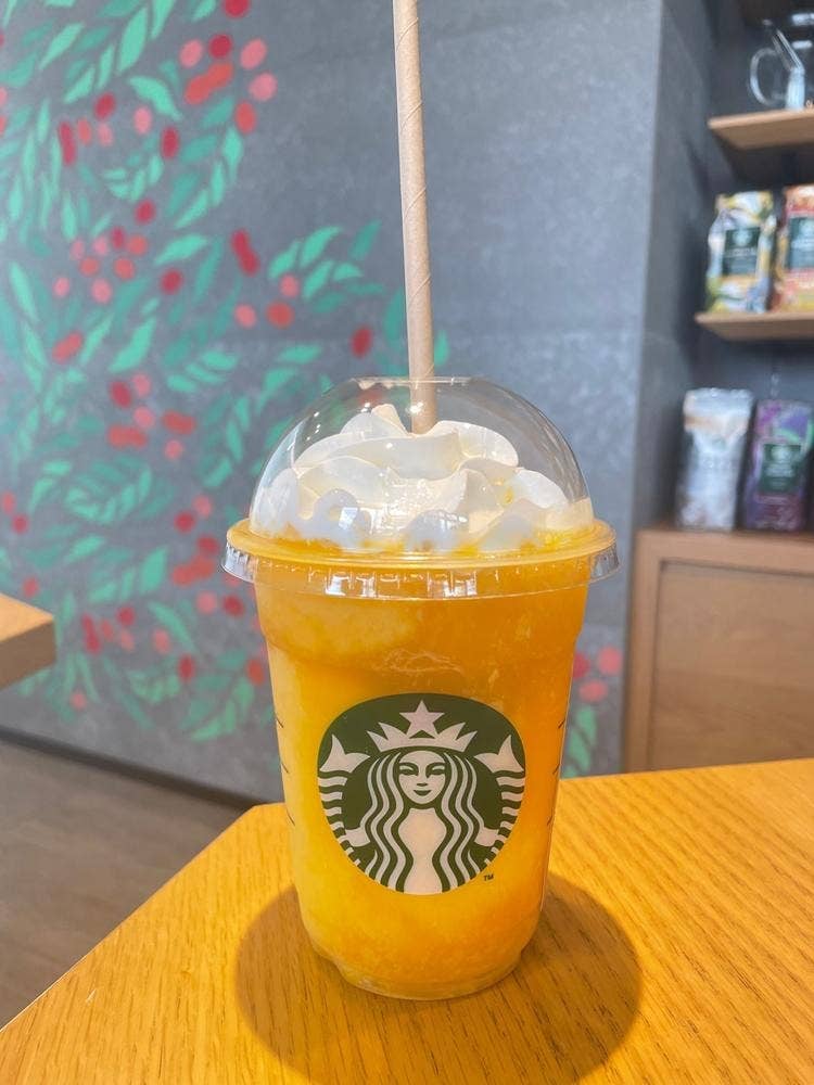 スターバックス コーヒー 新大久保駅店