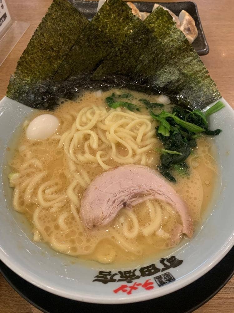横浜家系ラーメン 門真商店