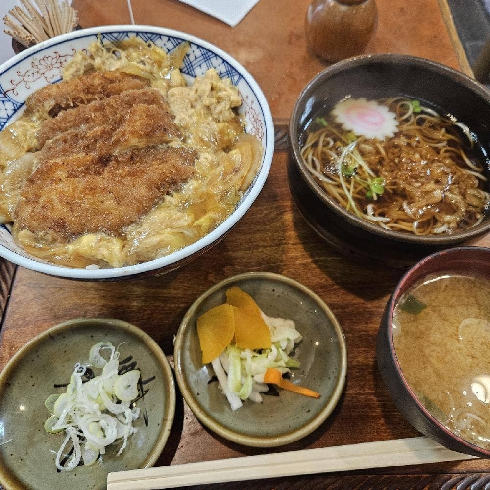 京屋そば店