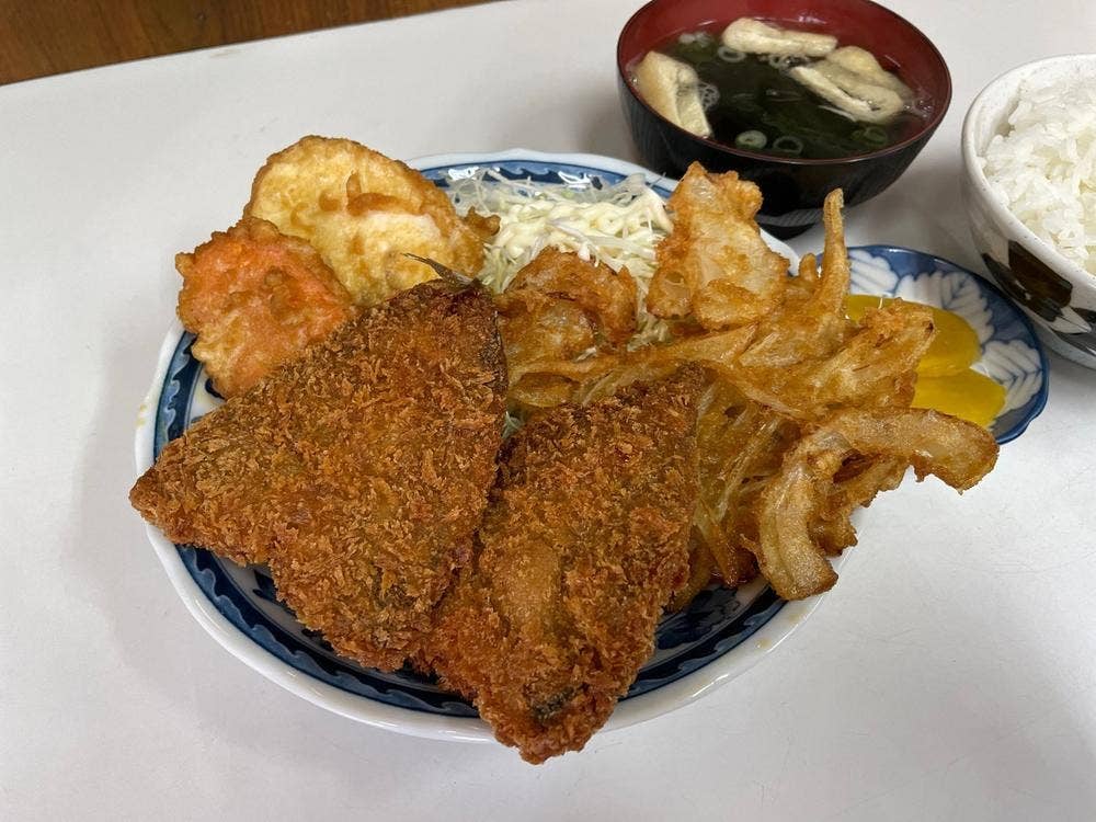 中鶴うどん