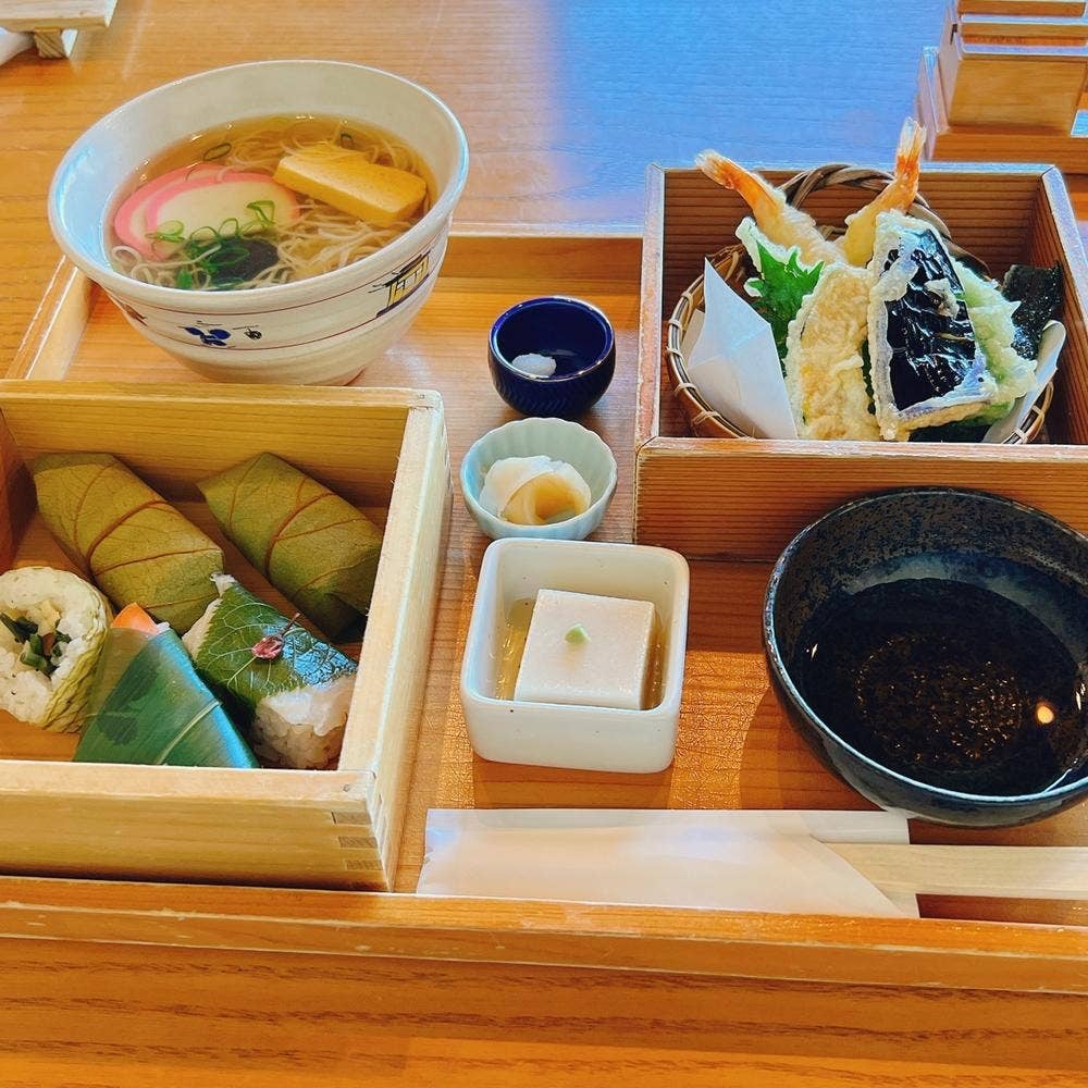 いざさ ゐざさ東大寺門前 夢風ひろば店