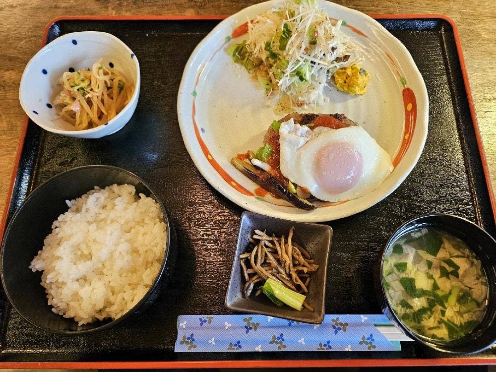 カフェ 壱番館