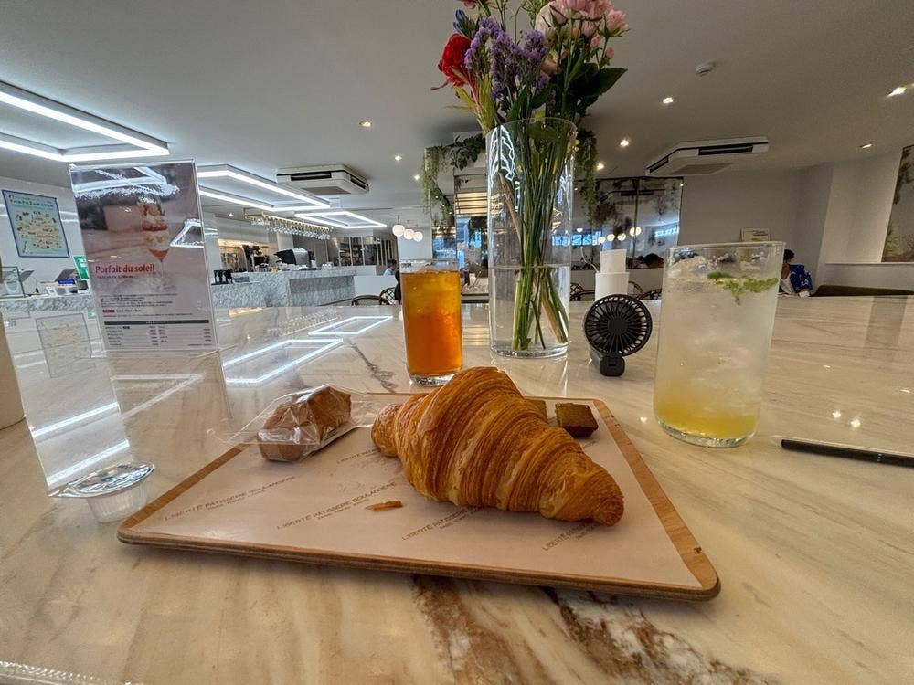 LIBERTÉ PÂTISSERIE BOULANGERIE 京都店