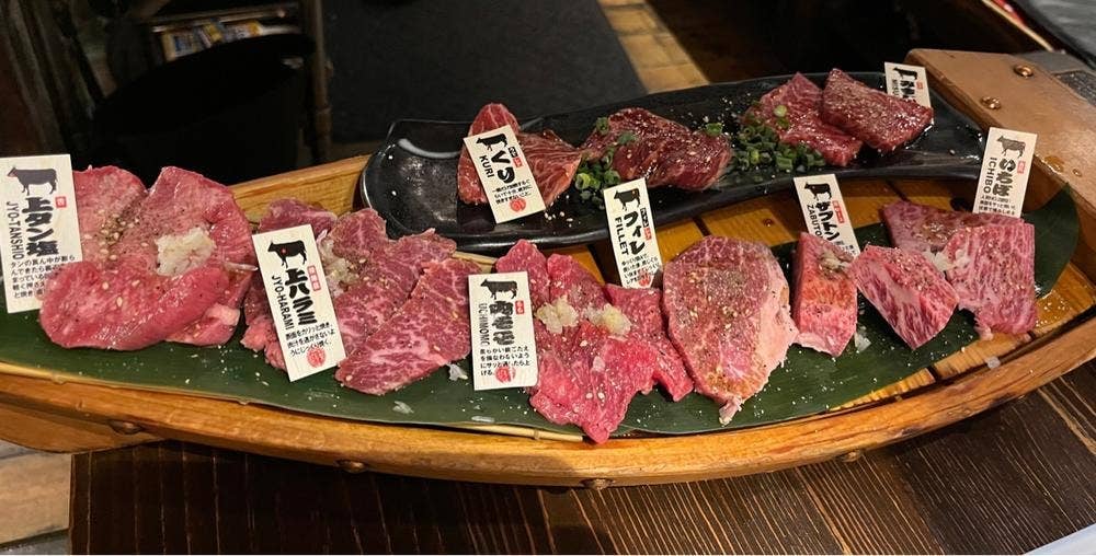 和牛一頭流 焼肉家 肉萬 浜松町店