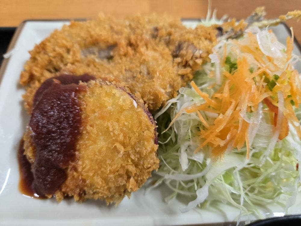 お食事処 かもん