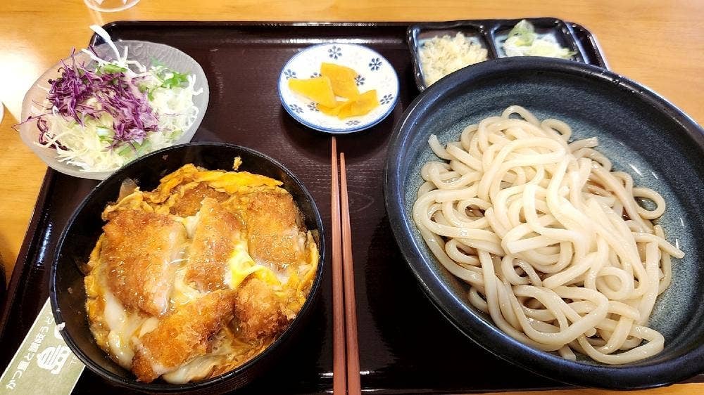 かつ重と讃岐うどん 島田屋