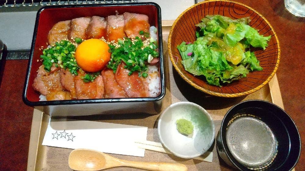 天神黒毛流 焼肉 参星