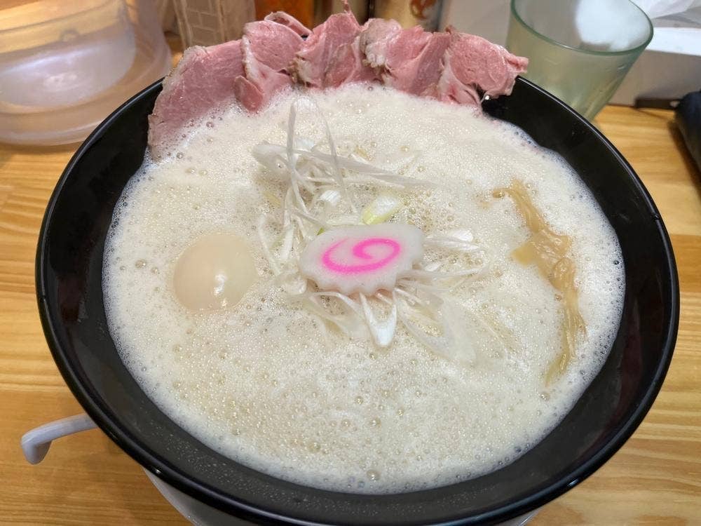 鶏そば満つる