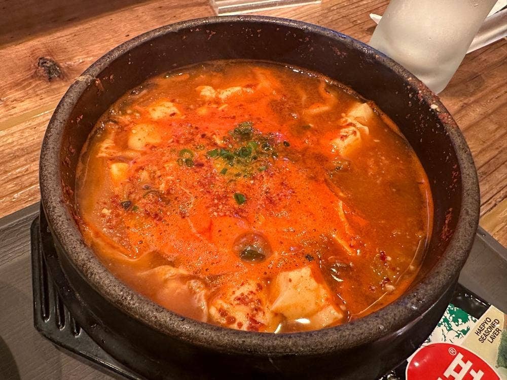 KOREAN DINING LEE
