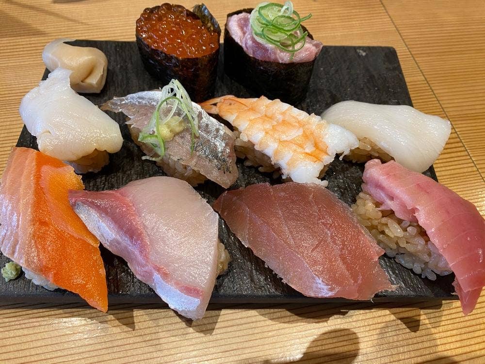 鮨 酒 肴 杉玉 西新