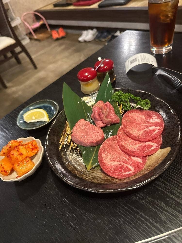 焼肉たらふく 白子店