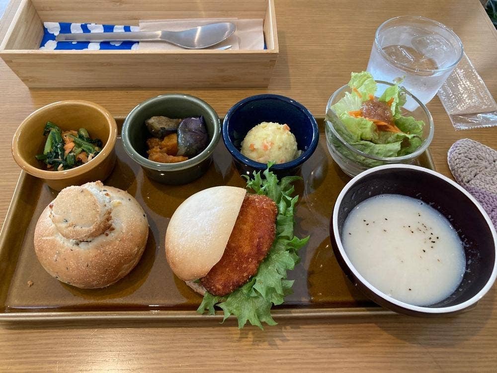 カチコチカフェ