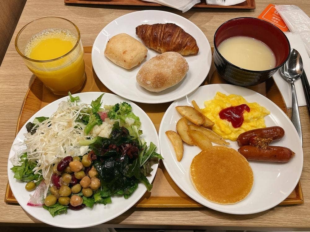 ORGANIC TABLE