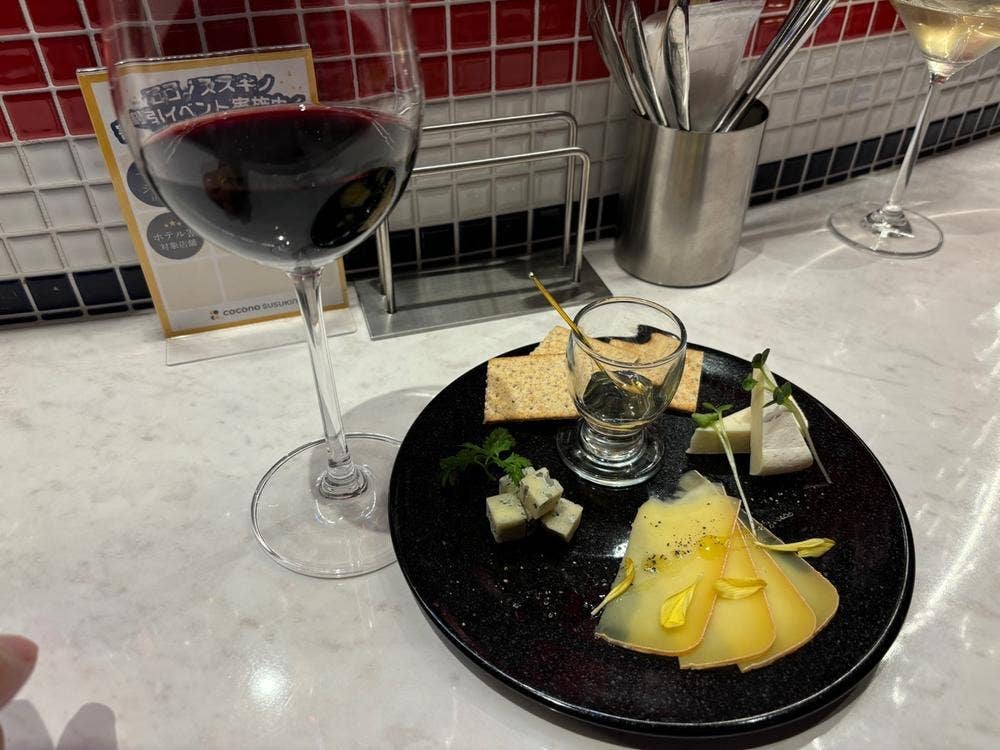 ワイン食堂ヒノマル ココノ ススキノ店