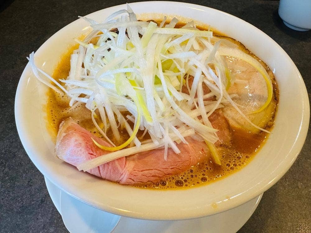 はらや TORI PAITAN RAMEN